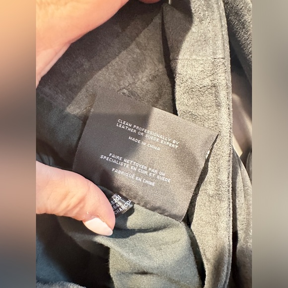 Andrew Marc suede Moto jacket in ladies large. - Picture 11 of 16